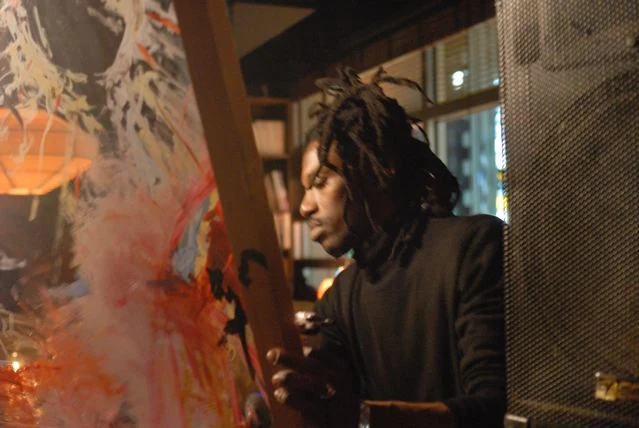 Au travail, devant la toile